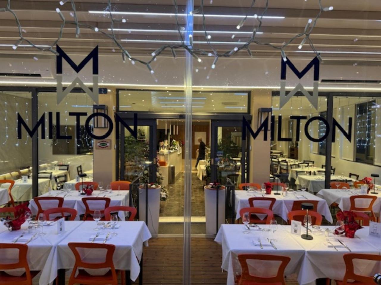 Hotel Ristorante Milton Varazze Exteriér fotografie