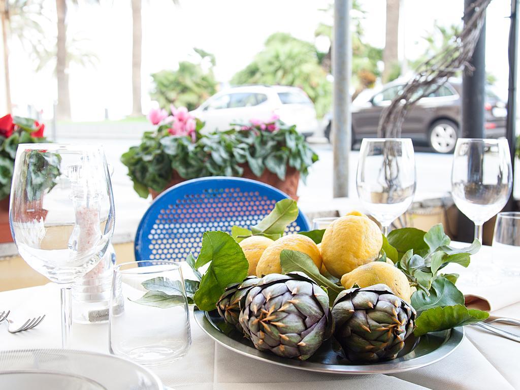 Hotel Ristorante Milton Varazze Exteriér fotografie