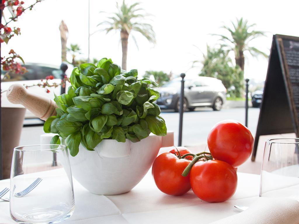 Hotel Ristorante Milton Varazze Exteriér fotografie