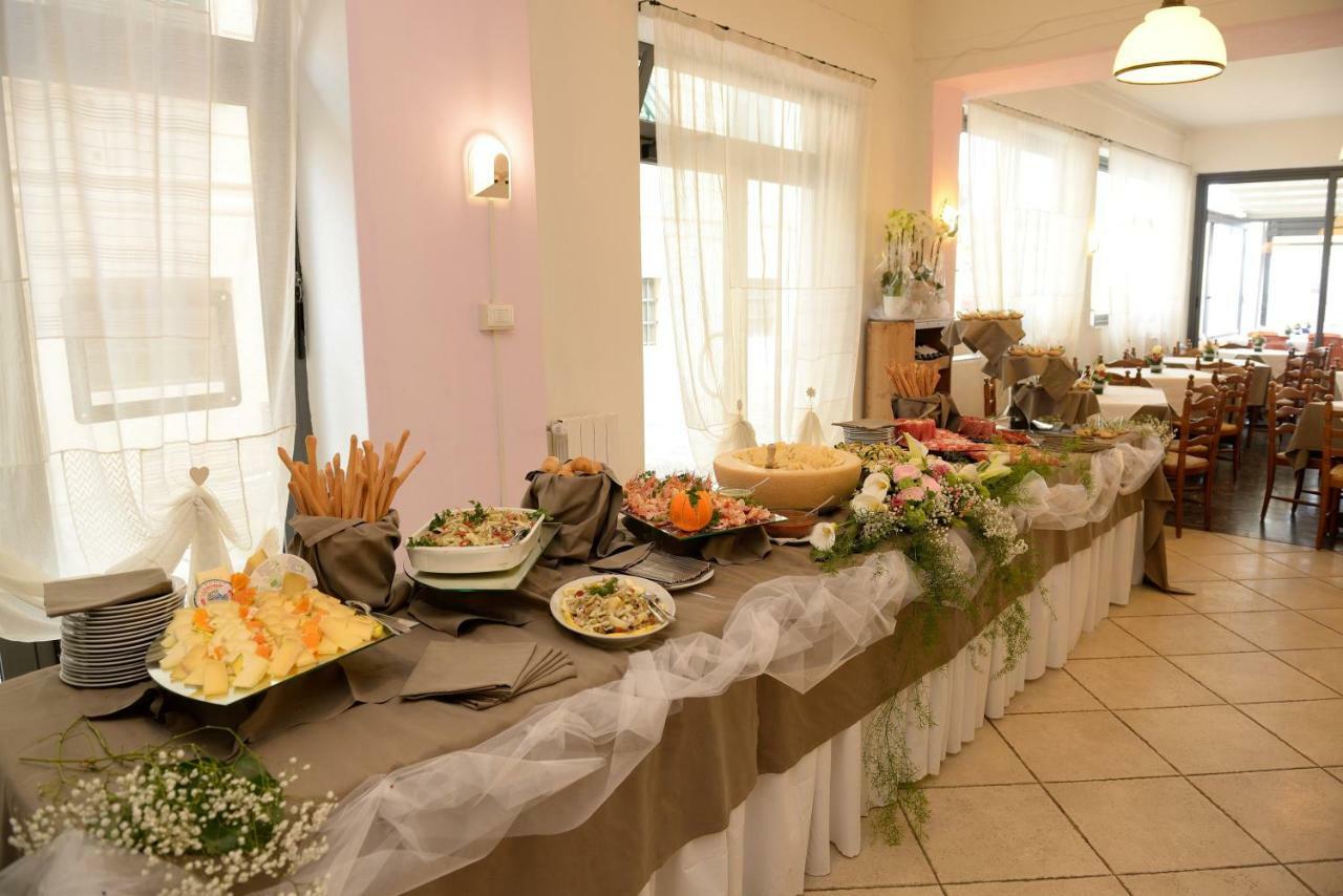 Hotel Ristorante Milton Varazze Exteriér fotografie